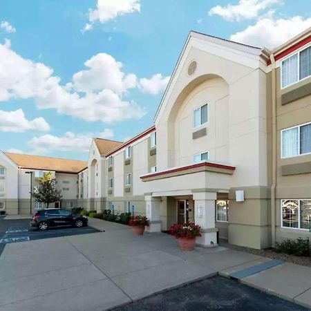 Mainstay Suites - Wichita Ne Экстерьер фото